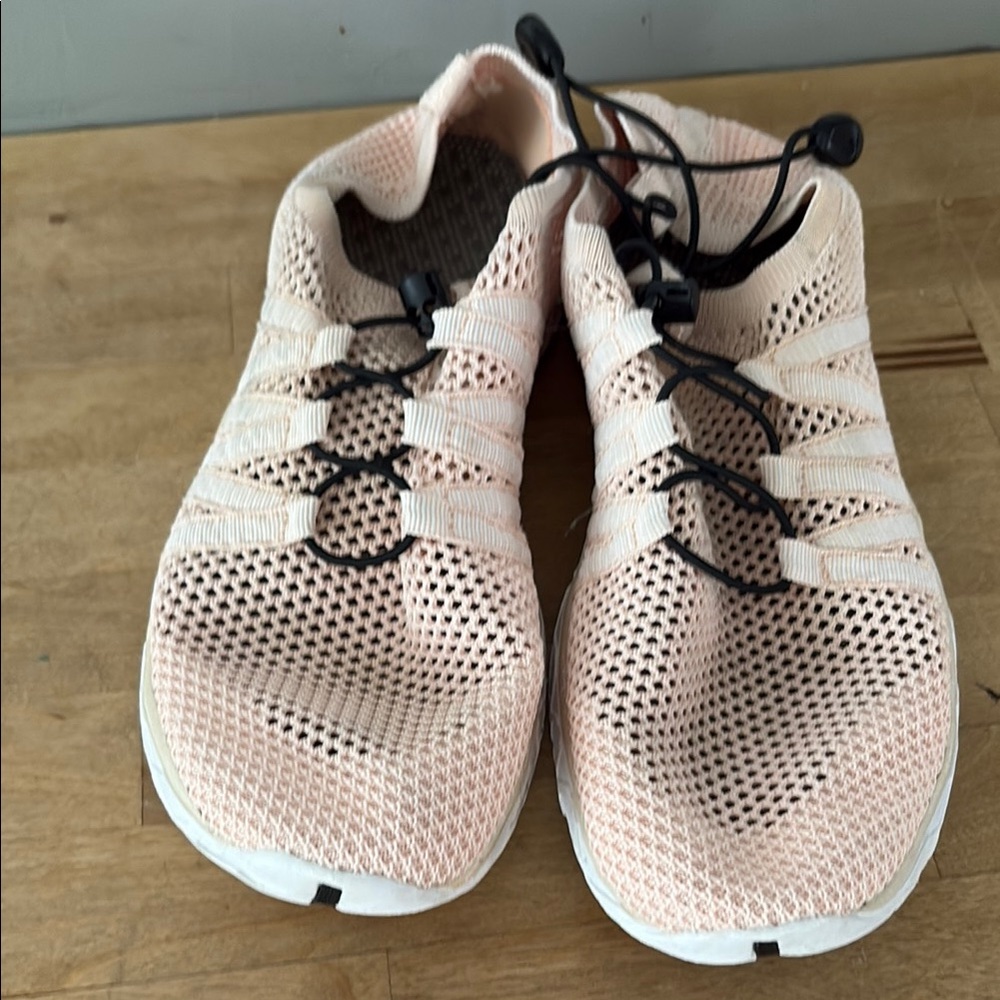 Pink Mesh Sneakers with Breathable Design